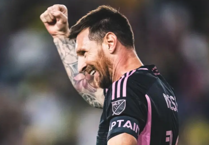 -梅西回归赛场，逆转首场状态亮眼，公牛观众沸腾！的简单介绍