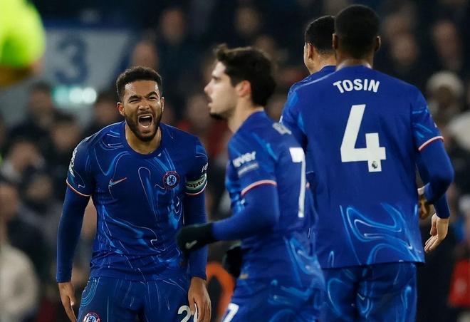 爱游戏-詹姆斯在切尔西比赛中表现优异，爆冷引发热议！的简单介绍